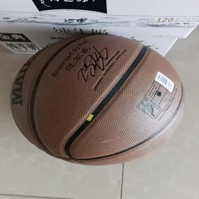 从数据视角解析篮球季后赛第37组走势变化